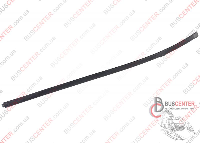 Фотографія запчастини  Декоративна накладка лобового скла права