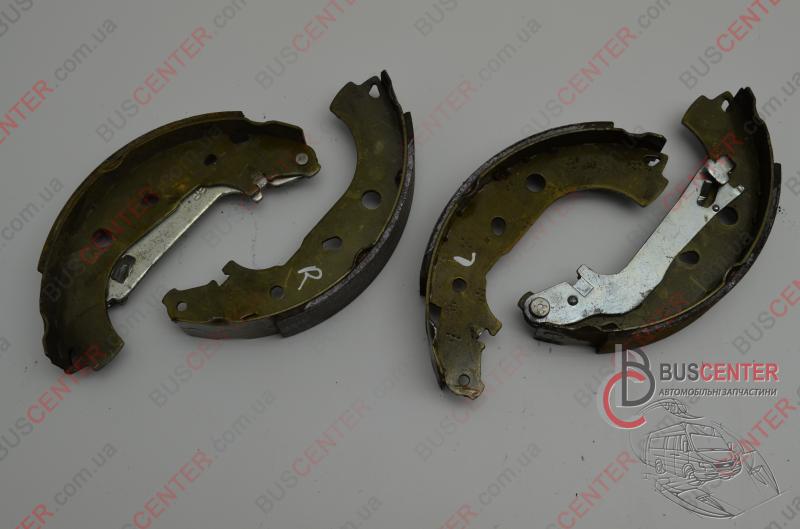 Фотография запчасти Тормозные колодки задние (задняя балка)