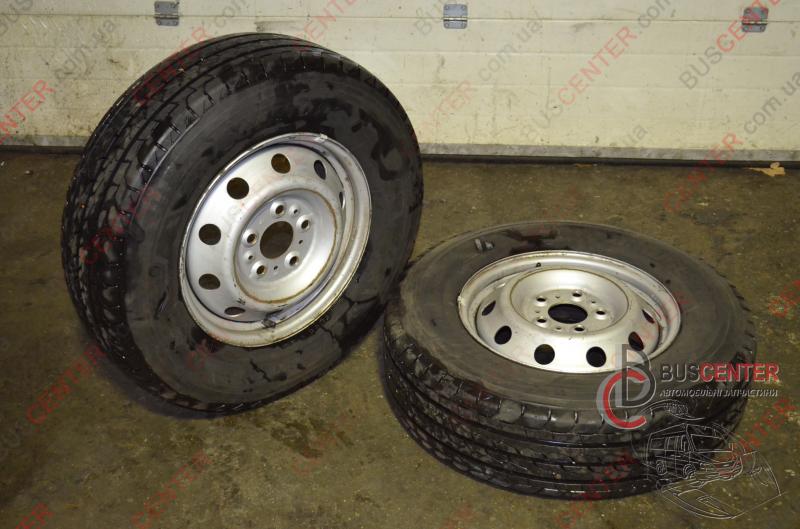 Фотография запчасти Колесо R16 5 1/2Jx16H2 (с резиной 225/75 R16C)