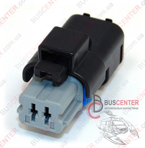Разъем  электрический (фишка , соединение , штекер  датчика заднего хода / компрессора кондиционера)